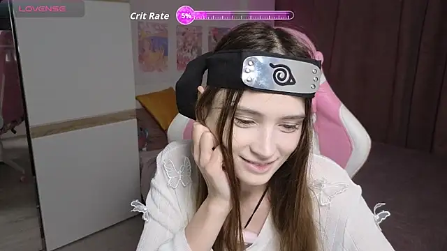 Snapshot of Hana_Flo_ chatting on November 4, 1:54 pm Hana Flo online show from November 4, 1:54 pm