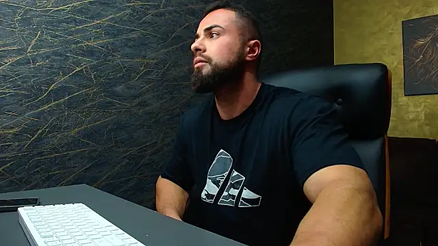 Snapshot of HayesWood chatting on November 13, 5:50 am HayesWood online show from November 13, 5:50 am