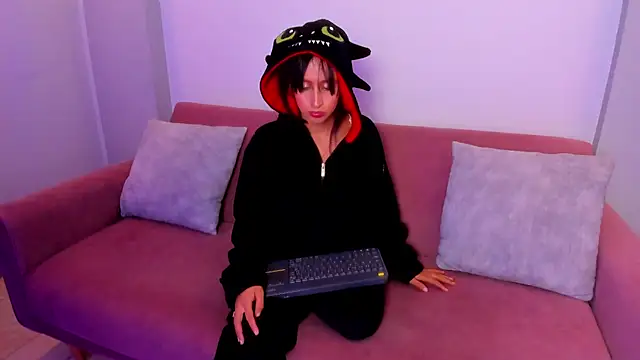 Julietta01 online show from November 10, 3:05 am