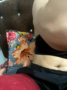 Snapshot of Heena_Sharma982 chatting on November 20, 8:03 am Heena Sharma982 online show from November 20, 8:03 am