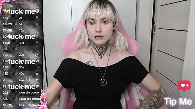 Snapshot of ElixabetANG chatting on November 16, 12:38 am ElixabetANG online show from November 16, 12:38 am