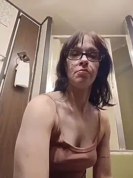 MetalGoddess online show from March 29, 9:15 pm