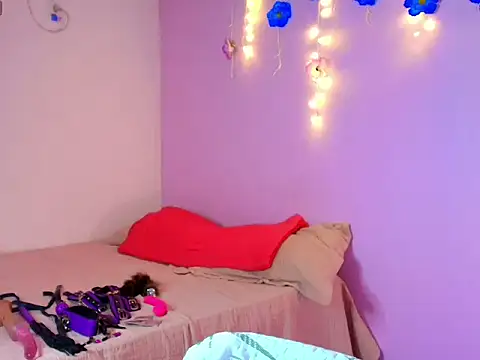 Aprilsweet2005 online show from November 24, 1:11 pm