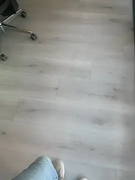 Snapshot of LeoBlaze13 chatting on February 26, 6:29 pm LeoBlaze13 online show from February 26, 6:29 pm