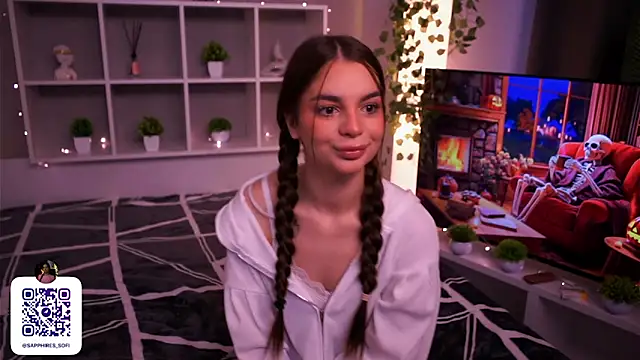 Snapshot of LauraHansil chatting on November 14, 7:07 am LauraHansil online show from November 14, 7:07 am