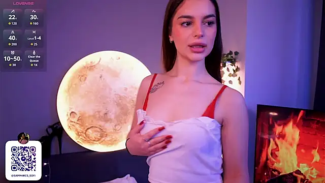 Snapshot of LauraHansil chatting on November 27, 6:48 am LauraHansil online show from November 27, 6:48 am