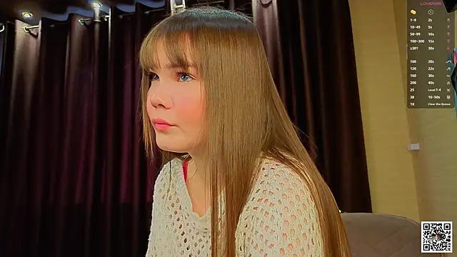 Snapshot of EvaBate chatting on November 2, 9:33 am EvaBate online show from November 2, 9:33 am