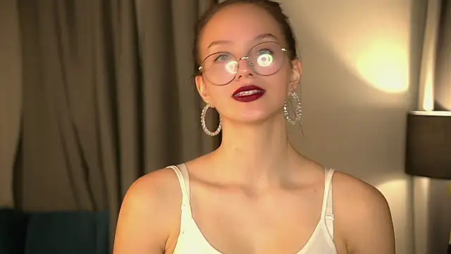 Snapshot of VetaManhardt chatting on November 11, 9:15 pm VetaManhardt online show from November 11, 9:15 pm