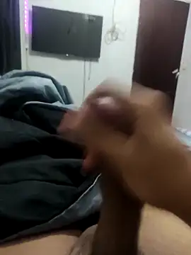 Snapshot of secretnovin7 chatting on November 5, 7:47 pm secretnovin7 online show from November 5, 7:47 pm