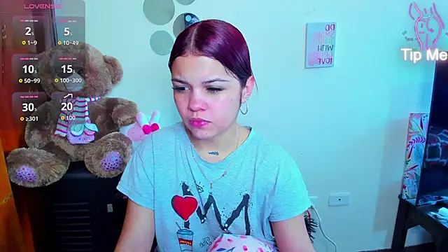 Emma boo online show from April 1, 3:20 pm