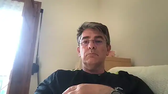 miangelpt online show from April 21, 3:39 pm