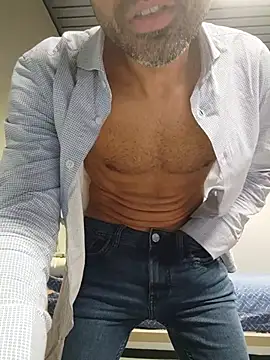 panco pillo online show from November 10, 5:45 pm