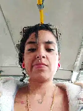 Moon And Sunn online show from November 29, 6:11 pm