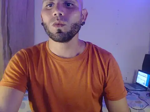 marek secrett online show from November 5, 9:59 pm