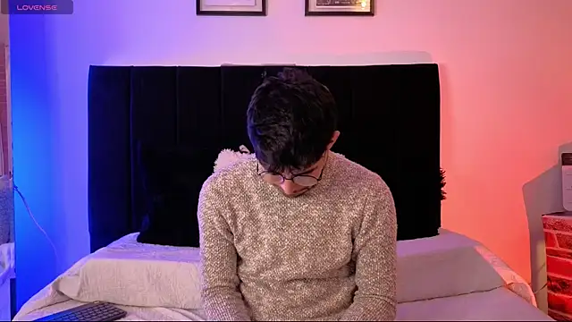 Snapshot of jaiden_thoner chatting on January 13, 10:20 am jaiden thoner online show from January 13, 10:20 am