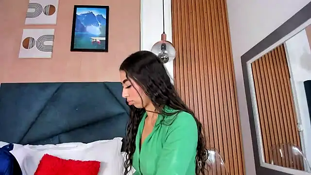 Ivy Spicy online show from March 18, 7:50 pm