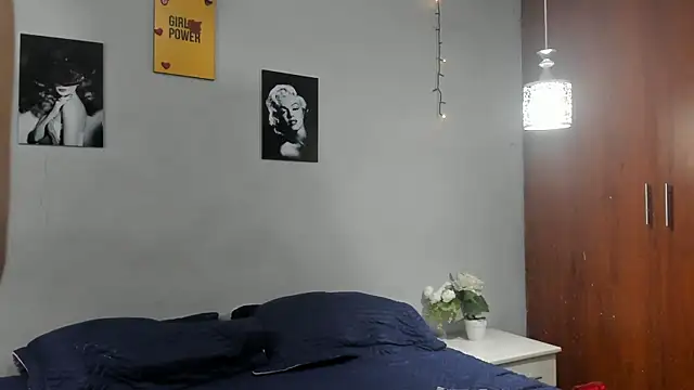 sexynova 93 online show from December 17, 7:53 pm