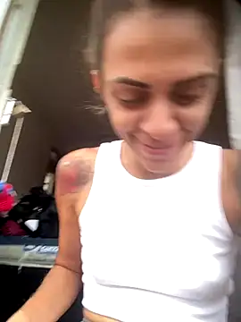 sabrinaneves online show from January 5, 6:11 pm