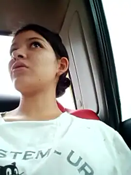 Snapshot of Soymaia chatting on December 2, 12:43 pm Soymaia online show from December 2, 12:43 pm