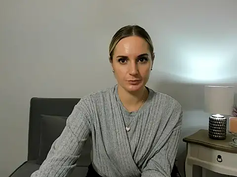 EmmaTempting online show from November 3, 4:19 pm