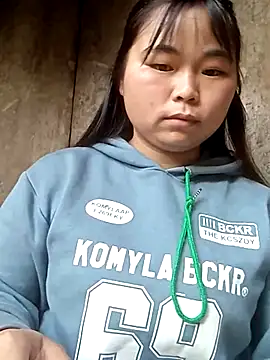 Snapshot of matbiec- chatting on November 23, 12:10 am matbiec- online show from November 23, 12:10 am