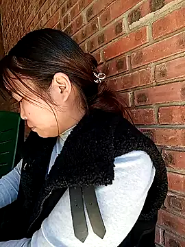 Snapshot of matbiec- chatting on November 29, 6:05 am matbiec- online show from November 29, 6:05 am