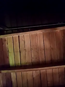 Snapshot of matbiec- chatting on December 1, 1:43 am matbiec- online show from December 1, 1:43 am