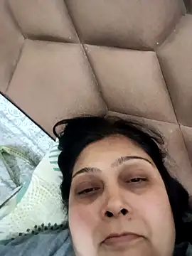 Snapshot of Naughty-Nancy chatting on November 24, 8:08 pm Naughty-Nancy online show from November 24, 8:08 pm