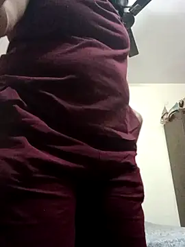 Snapshot of Naughty-Nancy chatting on November 25, 2:28 pm Naughty-Nancy online show from November 25, 2:28 pm