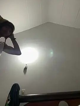 Snapshot of Harry69melon chatting on February 22, 4:02 am Harry69melon online show from February 22, 4:02 am