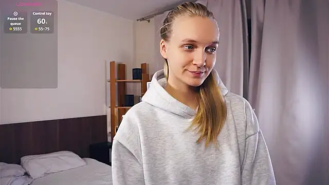 DierdreJacobsohn online show from December 5, 6:22 am