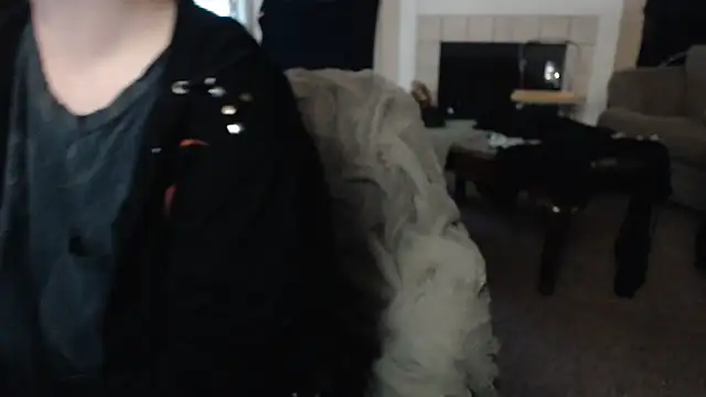 Snapshot of Skyl31 chatting on October 31, 8:54 pm Skyl31 online show from October 31, 8:54 pm