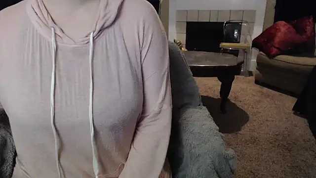 Snapshot of Skyl31 chatting on December 1, 5:34 am Skyl31 online show from December 1, 5:34 am