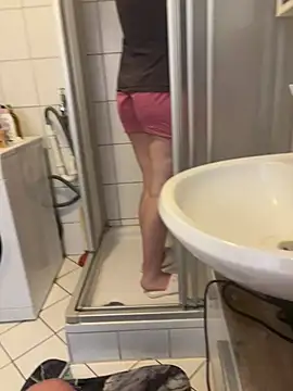 Snapshot of Teeny-Slut18 chatting on July 3, 8:10 am Teeny-Slut18 online show from July 3, 8:10 am