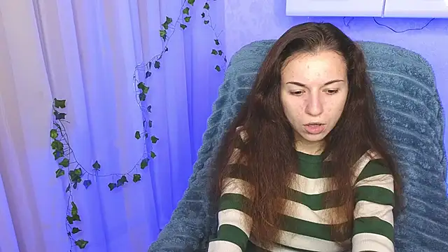 Snapshot of Ulyanix chatting on November 16, 4:29 am Ulyanix online show from November 16, 4:29 am