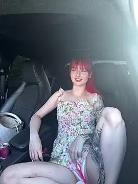 Snapshot of kimkatyrides chatting on July 9, 4:33 pm kimkatyrides online show from July 9, 4:33 pm