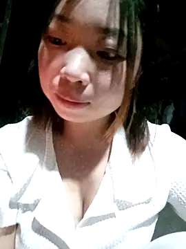 Snapshot of julybe chatting on December 2, 3:18 pm julybe online show from December 2, 3:18 pm