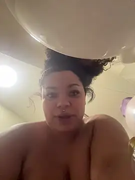 Snapshot of kennedylorel chatting on November 9, 8:18 pm kennedylorel online show from November 9, 8:18 pm