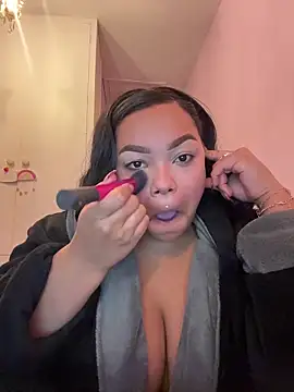 Snapshot of kennedylorel chatting on December 4, 3:10 pm kennedylorel online show from December 4, 3:10 pm