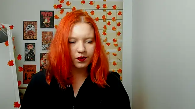 Snapshot of FoxPlayXX chatting on November 6, 8:10 pm FoxPlayXX online show from November 6, 8:10 pm