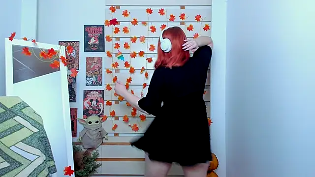 Snapshot of FoxPlayXX chatting on November 28, 10:34 pm FoxPlayXX online show from November 28, 10:34 pm