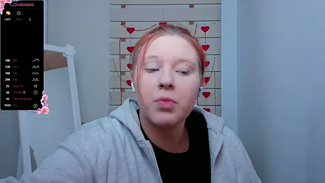 FoxPlayXX online show from February 5, 8:02 pm