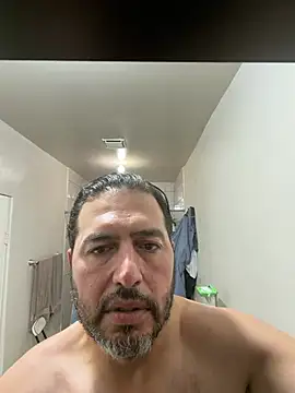 Snapshot of ezrah23 chatting on March 13, 6:36 pm ezrah23 online show from March 13, 6:36 pm