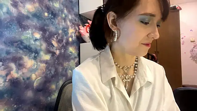 Snapshot of Lala_Lush chatting on November 3, 12:17 pm Lala Lush online show from November 3, 12:17 pm