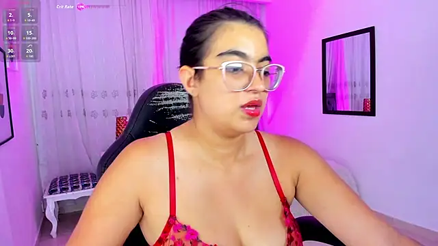Snapshot of Luna_Jonnes1 chatting on July 12, 7:27 pm Luna Jonnes1 online show from July 12, 7:27 pm