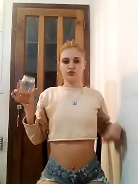 Snapshot of larubia_arg chatting on January 11, 3:33 am larubia arg online show from January 11, 3:33 am