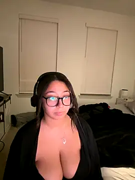 Snapshot of minha_baby chatting on November 21, 7:29 am minha baby online show from November 21, 7:29 am