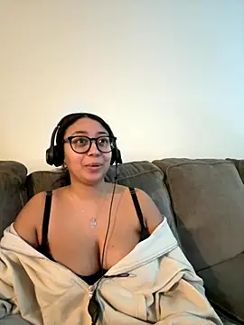 Snapshot of minha_baby chatting on December 2, 5:08 pm minha baby online show from December 2, 5:08 pm