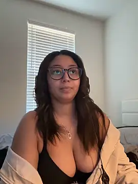 minha baby online show from February 12, 5:30 pm