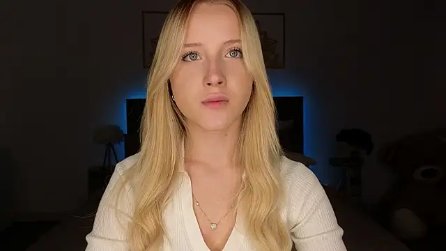 adele armass online show from March 26, 9:20 pm